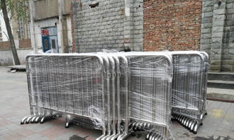 不銹鋼工程材料 彩色宣傳欄櫥窗金屬標(biāo)牌展架的卓越之選